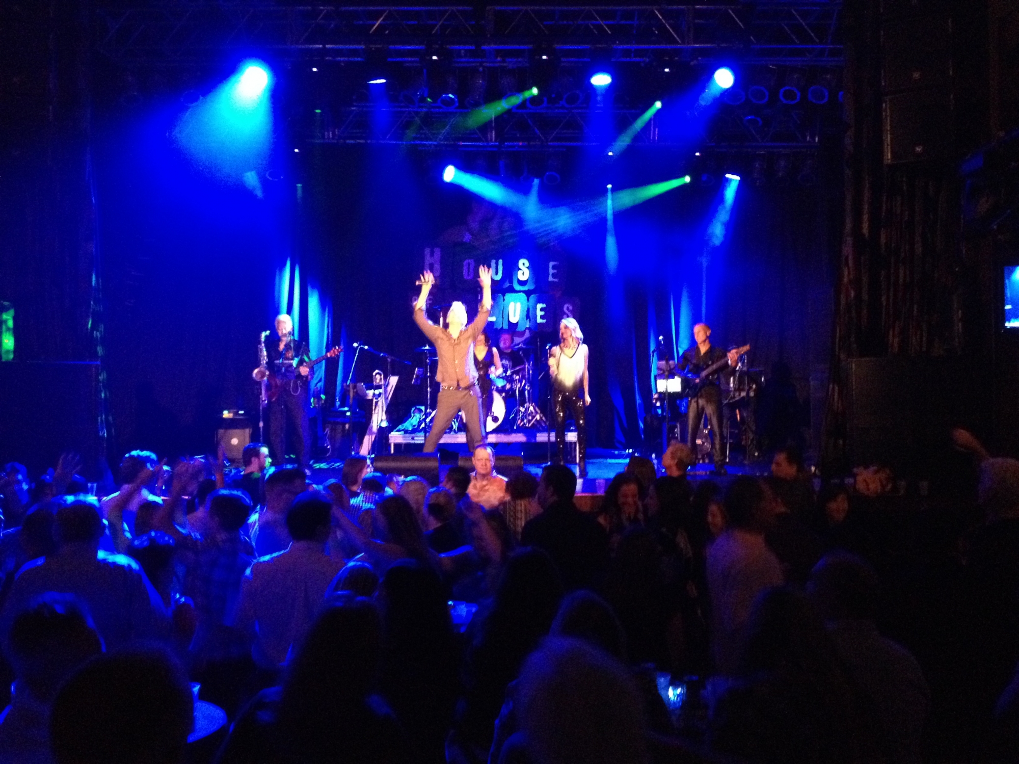 Live InConcert The Zippers Band · Official site.